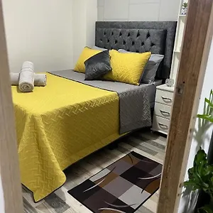 Lindo Apartaestudio Cerca Al Centro Apartamento Itagüí